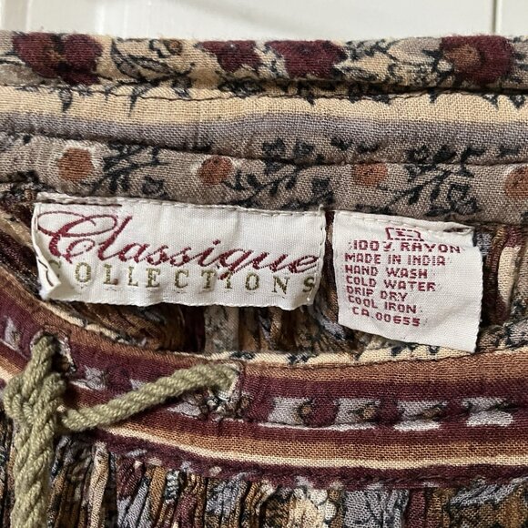 Bohemian Patterned Maxi Skirt - Picture 2 of 5